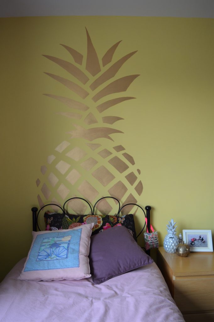 Shared kids bedroom girls pineapple
