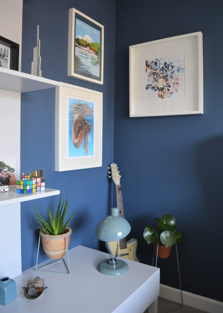 Farrow & Ball Stiffkey Blue bedroom