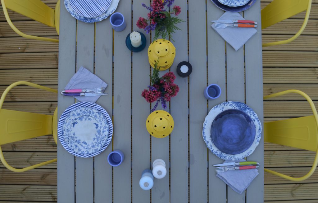 Flatlay outdoor dining