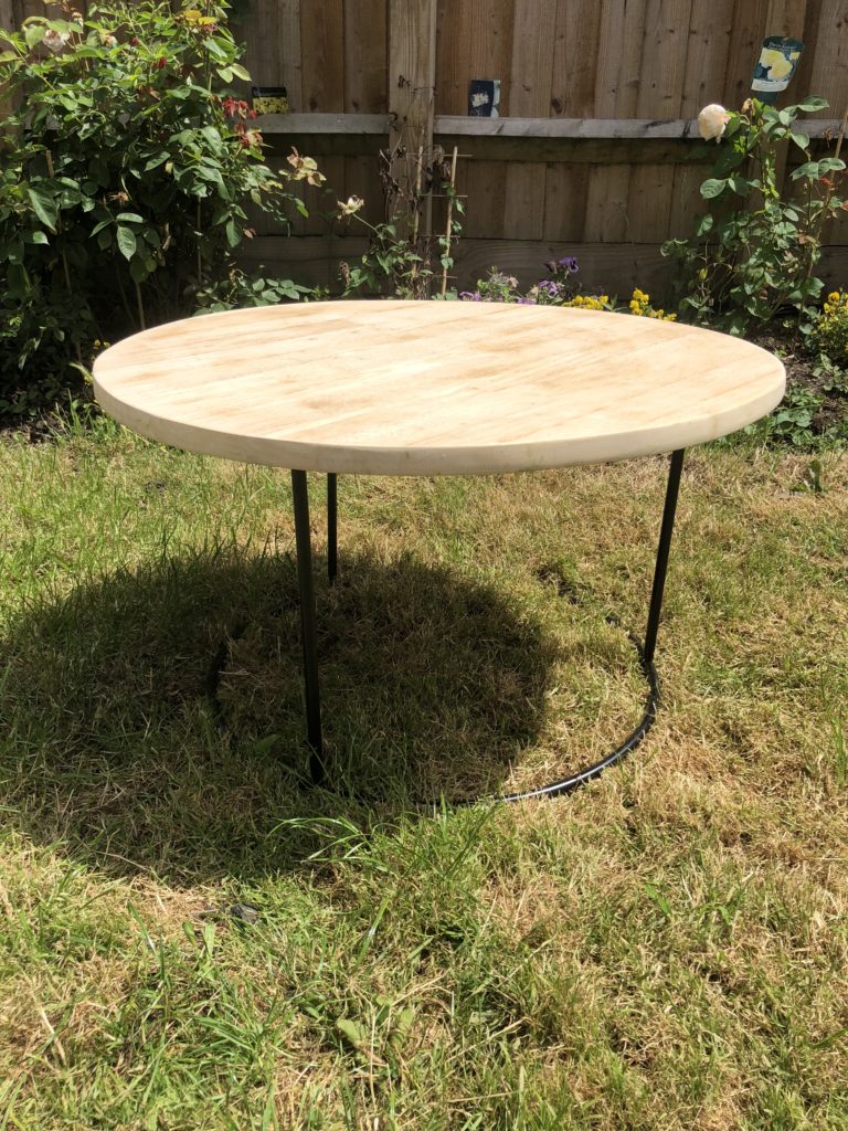 Table upcycle coffee table