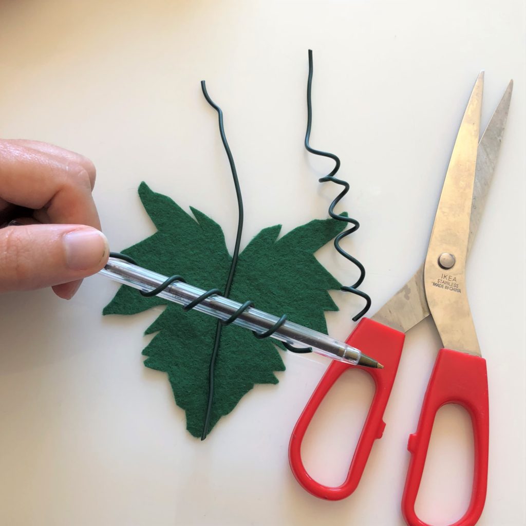 Make a vine leaf