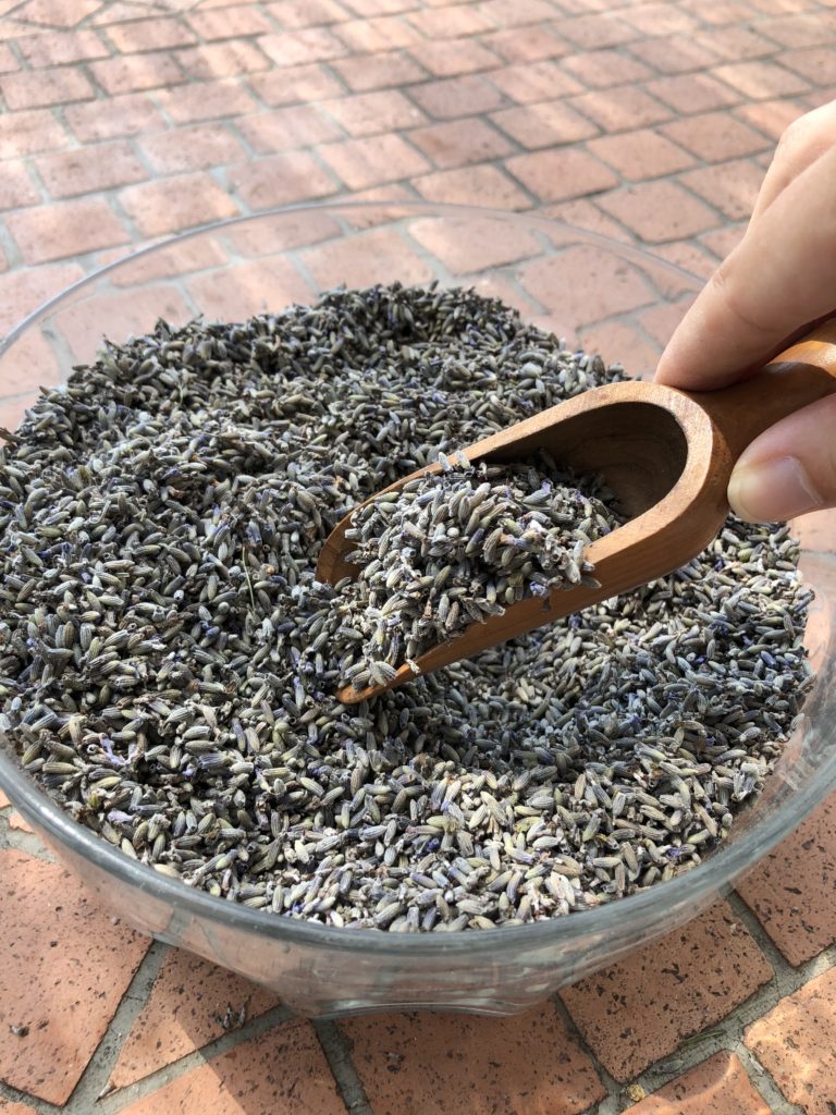 How to make lavender bags