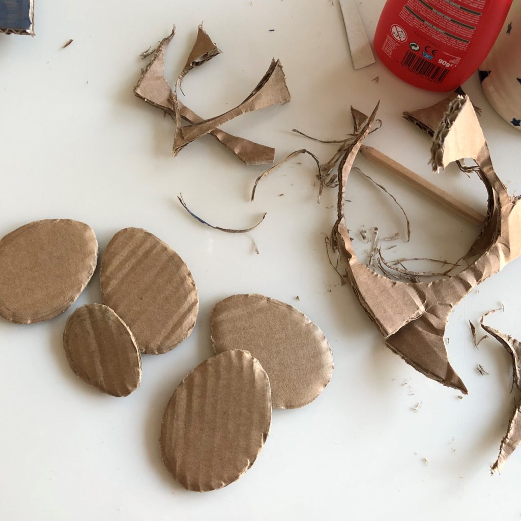 how to cardboard easter wreath wallpaper off cuts